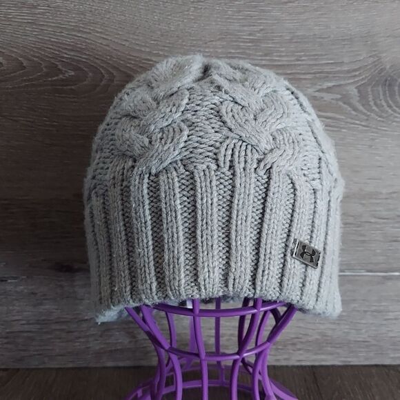 Under Armour Cable Knit Women's Beanie Hat Cap Fleece Lined Gray Winter - Picture 1 of 5